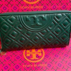 NEW Tory Burch Quilted Diamond Leather Zip Continental Wallet in Norwood Green.